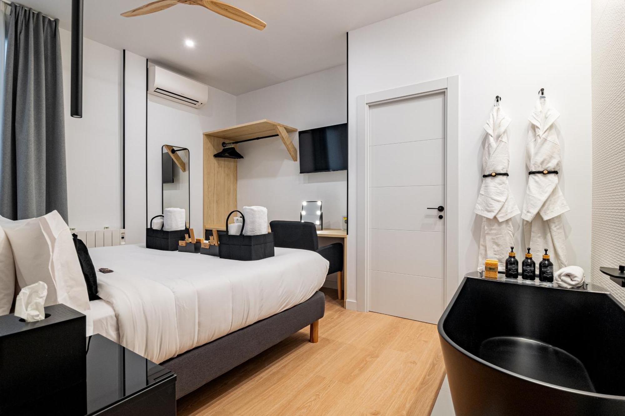 Honey Apartment In The Center Of マドリード エクステリア 写真