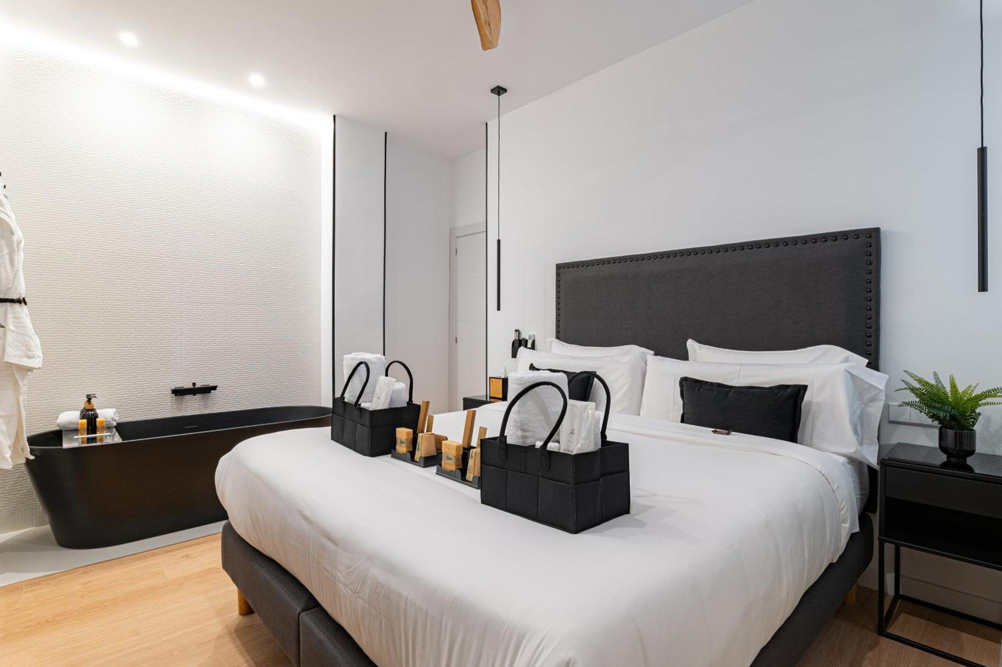 Honey Apartment In The Center Of マドリード エクステリア 写真