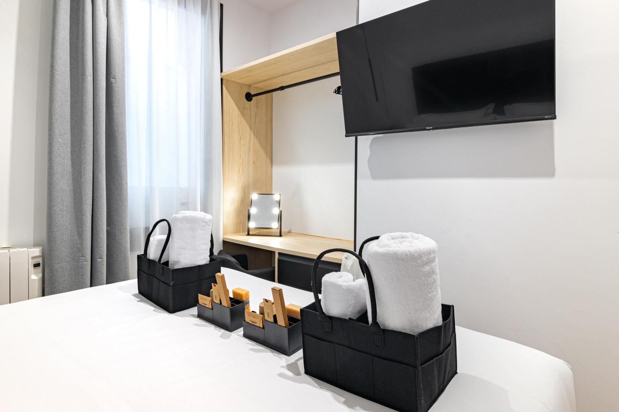 Honey Apartment In The Center Of マドリード エクステリア 写真